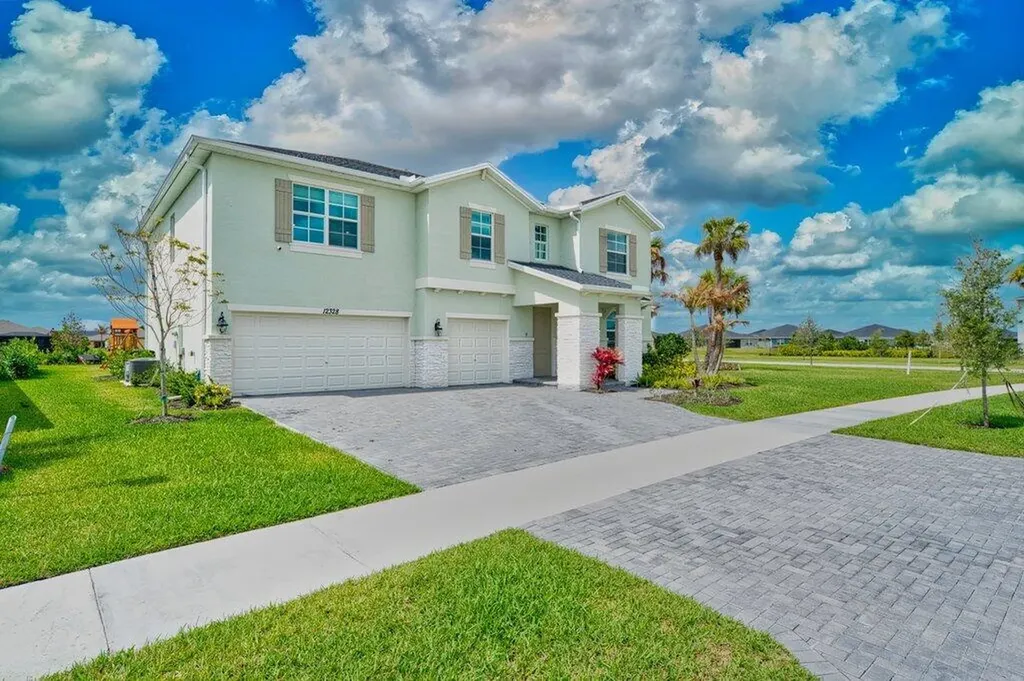 12328 SW Roma Circle Port St Lucie FL 34987
