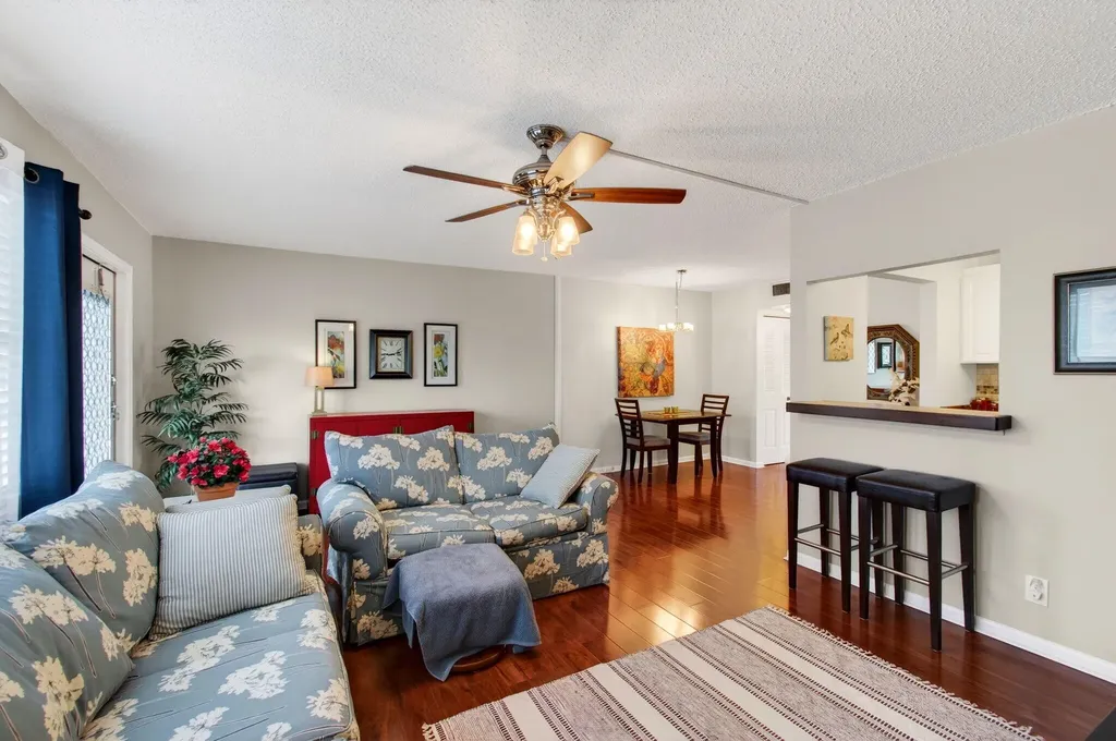 2073 Cambridge D Deerfield Beach FL 33442