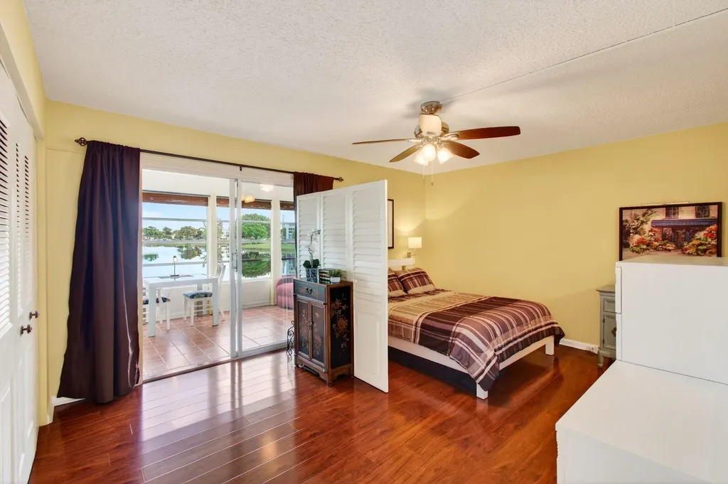 2073 Cambridge D Deerfield Beach FL 33442