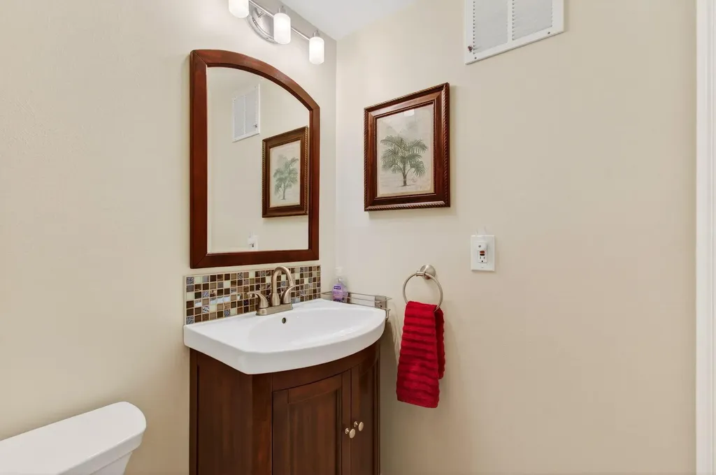 2073 Cambridge D Deerfield Beach FL 33442