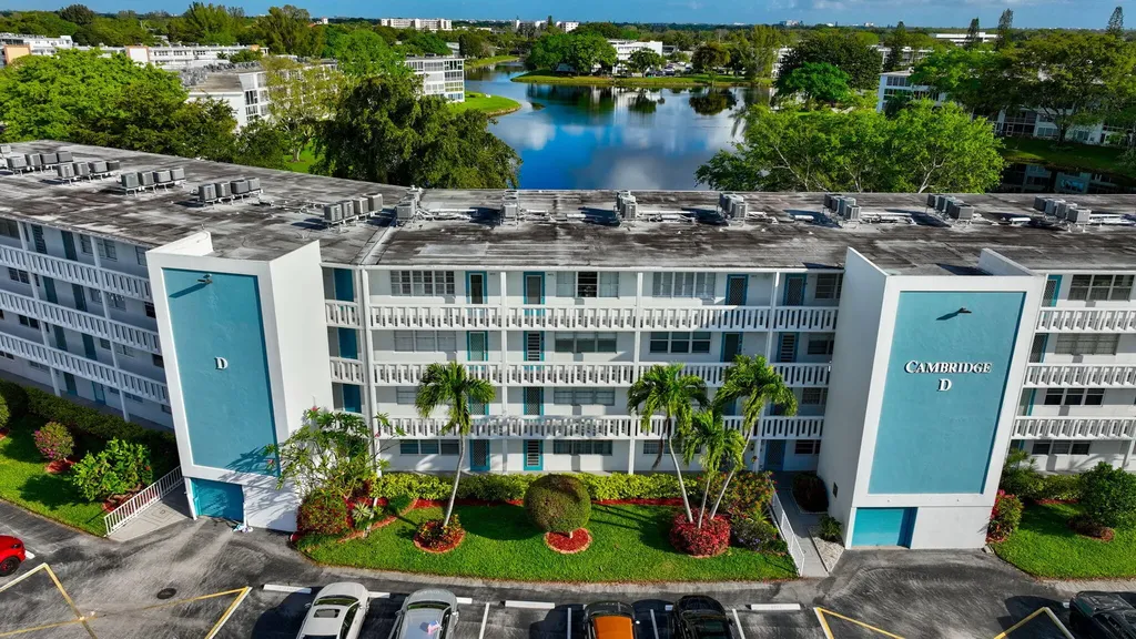 2073 Cambridge D Deerfield Beach FL 33442