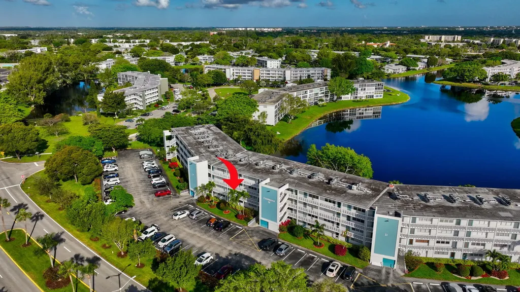 2073 Cambridge D Deerfield Beach FL 33442