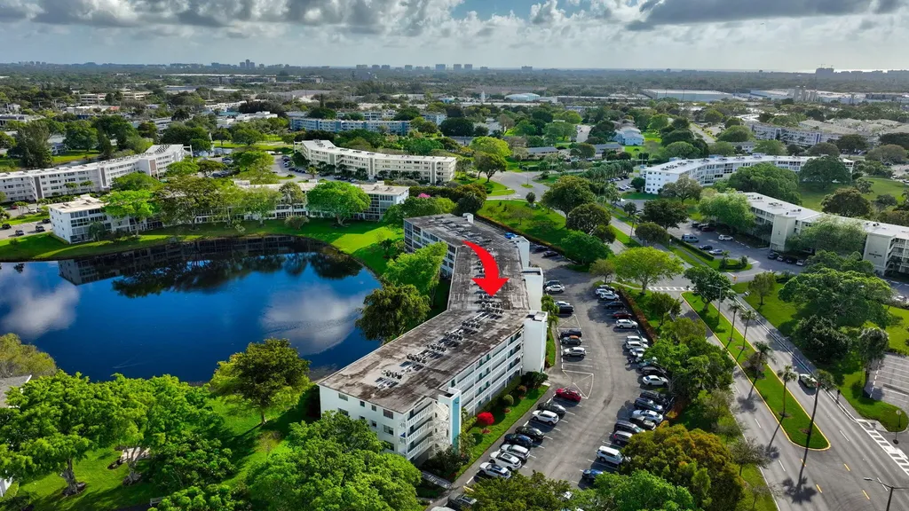 2073 Cambridge D Deerfield Beach FL 33442