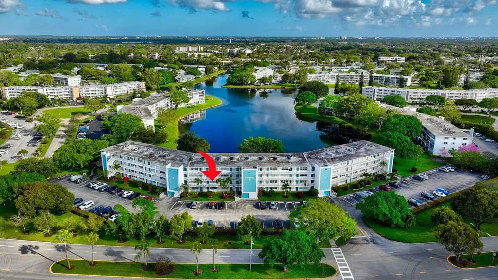 2073 Cambridge D Deerfield Beach FL 33442