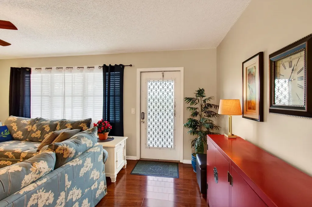 2073 Cambridge D Deerfield Beach FL 33442