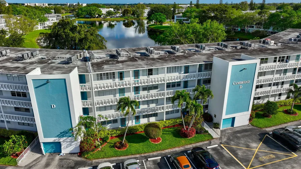 2073 Cambridge D Deerfield Beach FL 33442