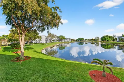 2073 Cambridge D Deerfield Beach FL 33442