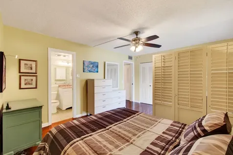 2073 Cambridge D Deerfield Beach FL 33442