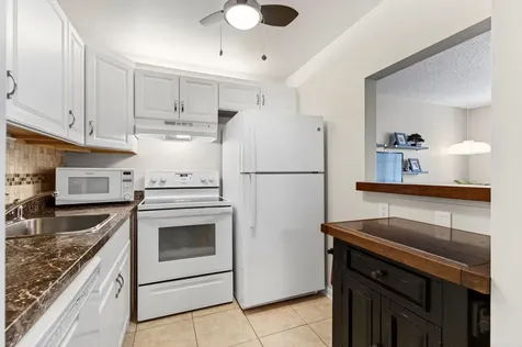 2073 Cambridge D Deerfield Beach FL 33442