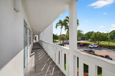 2073 Cambridge D Deerfield Beach FL 33442