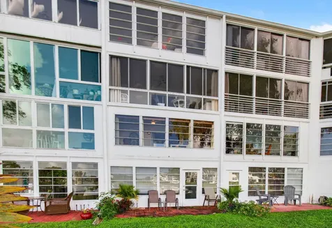 2073 Cambridge D Deerfield Beach FL 33442