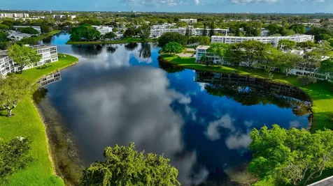 2073 Cambridge D Deerfield Beach FL 33442