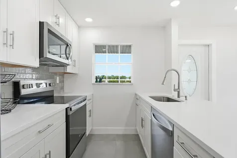 203 Manatee Lane Fort Pierce FL 34982