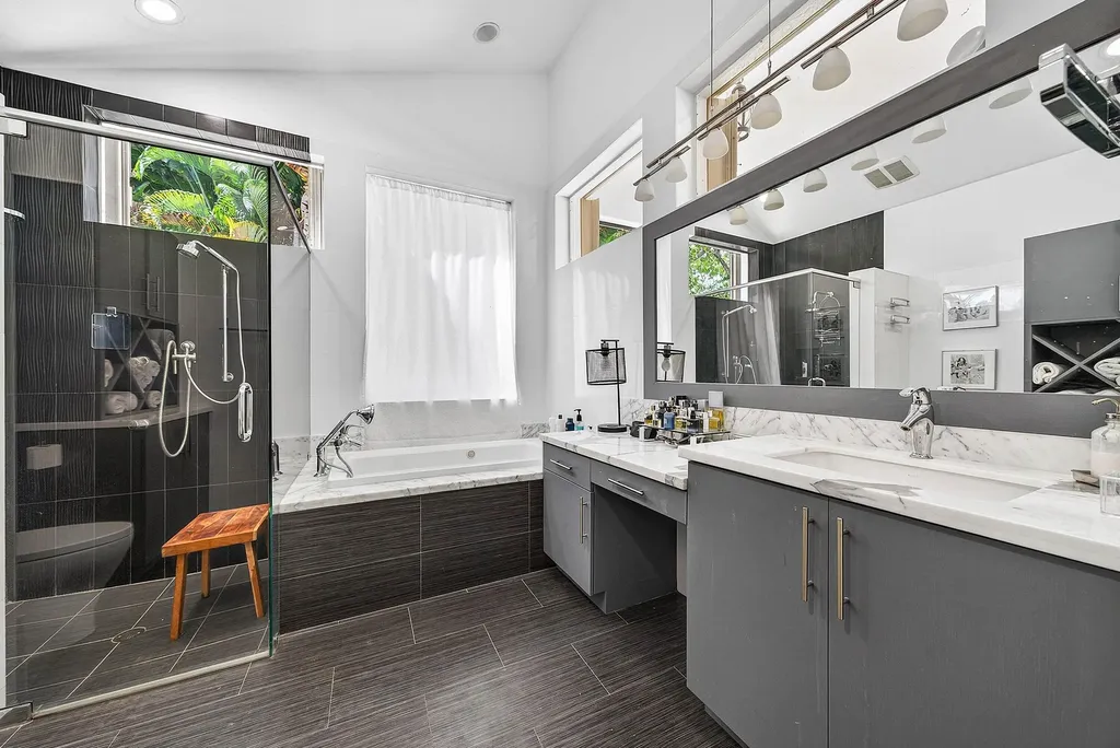 6601 NW 26th Way Boca Raton FL 33496