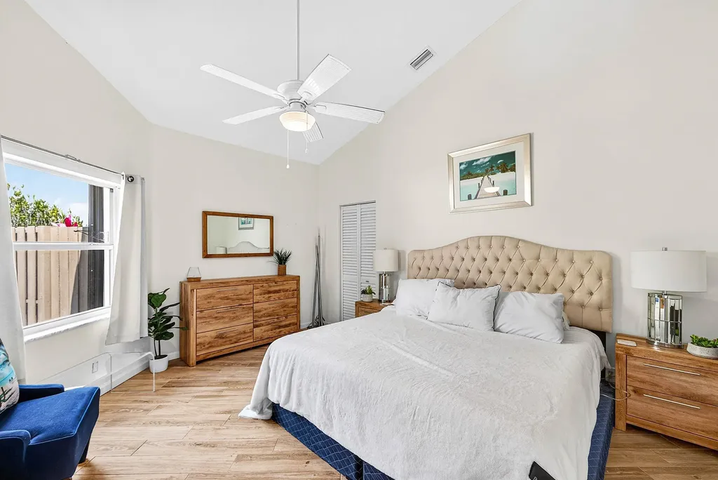 6601 NW 26th Way Boca Raton FL 33496