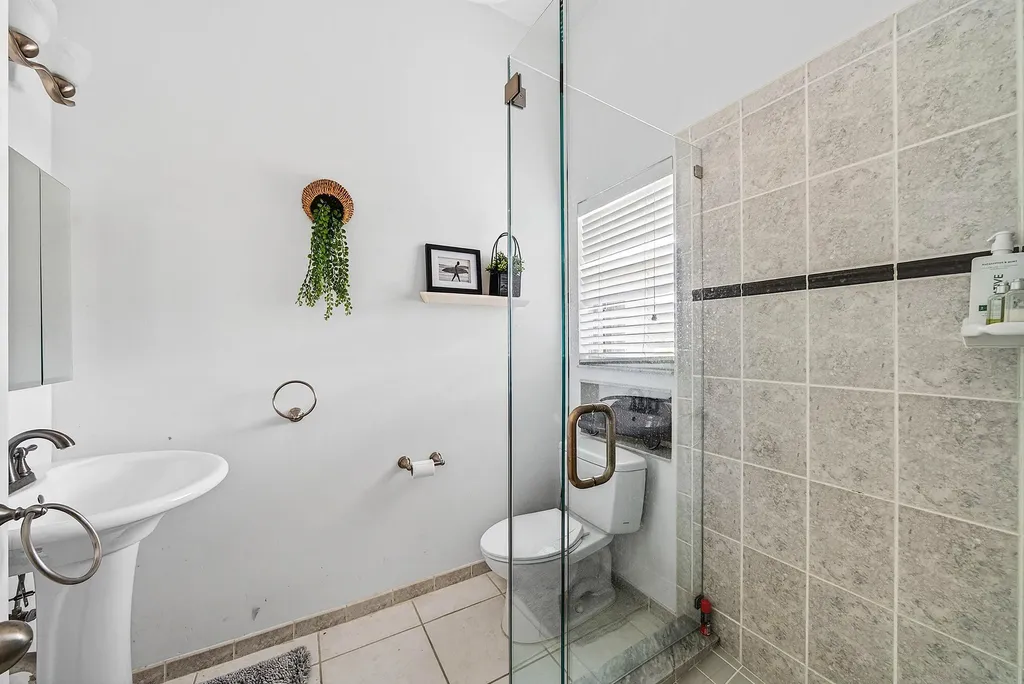 6601 NW 26th Way Boca Raton FL 33496