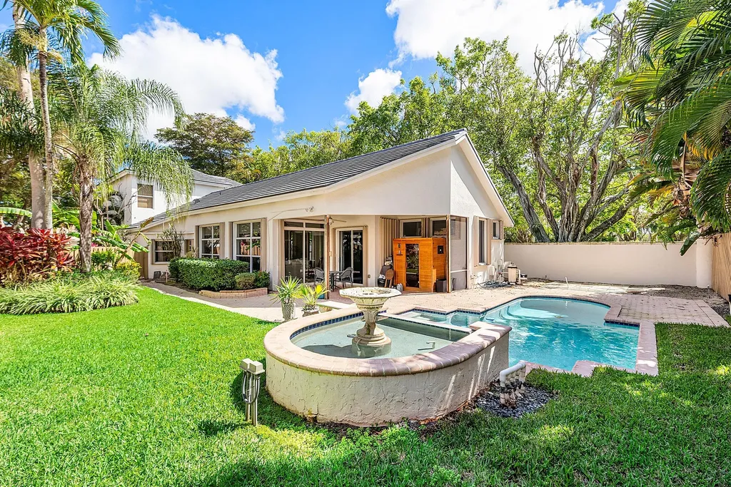 6601 NW 26th Way Boca Raton FL 33496