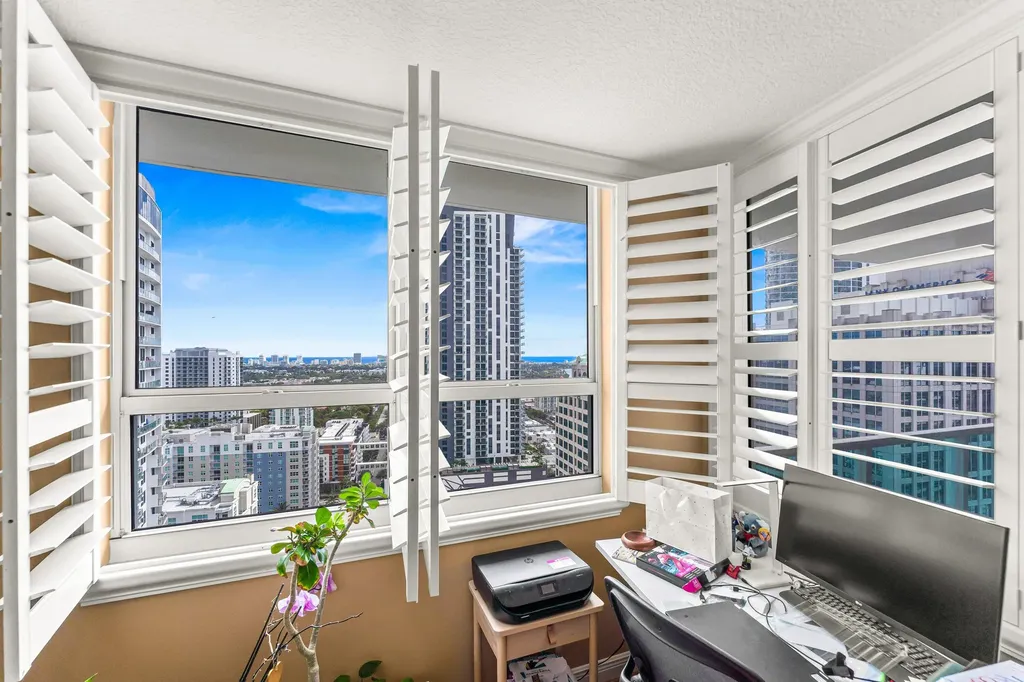 350 SE 2nd Street Fort Lauderdale FL 33301