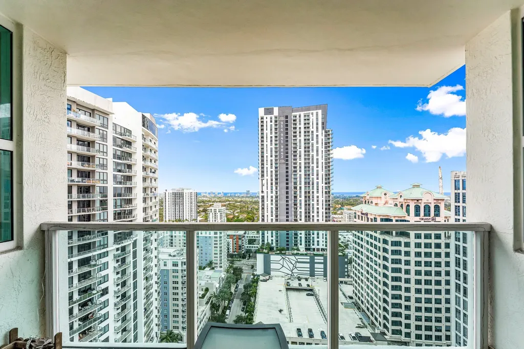 350 SE 2nd Street Fort Lauderdale FL 33301