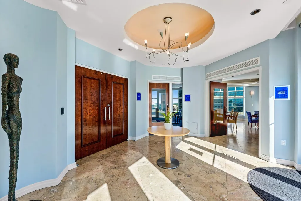 350 SE 2nd Street Fort Lauderdale FL 33301