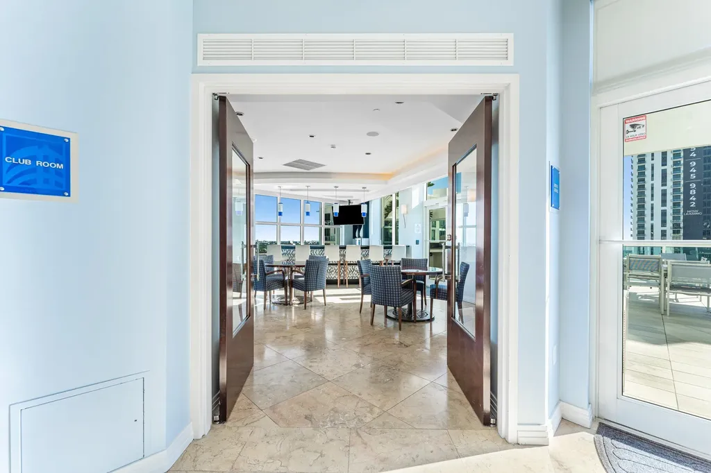 350 SE 2nd Street Fort Lauderdale FL 33301