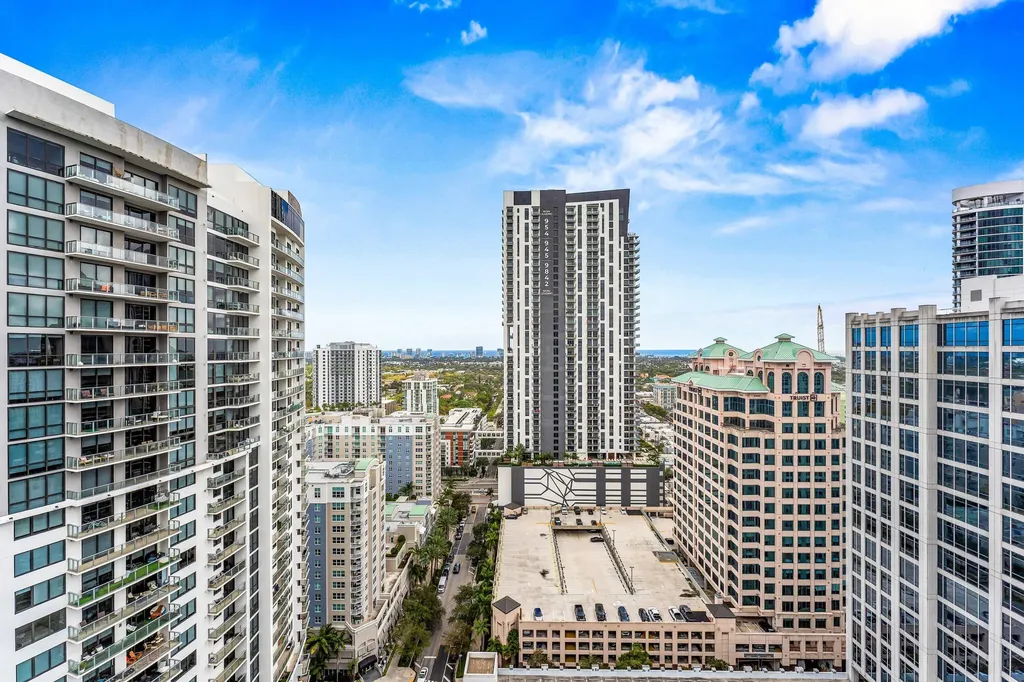 350 SE 2nd Street Fort Lauderdale FL 33301