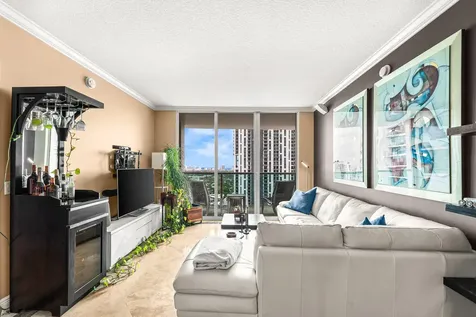 350 SE 2nd Street Fort Lauderdale FL 33301