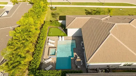9831 Great Barrier Trail Boynton Beach FL 33473