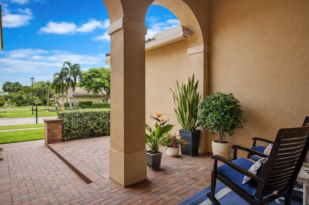 3776 Isles Vista Boulevard Wellington FL 33449