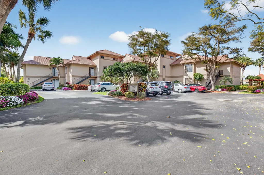 19407 Sabal Lake Drive Boca Raton FL 33434