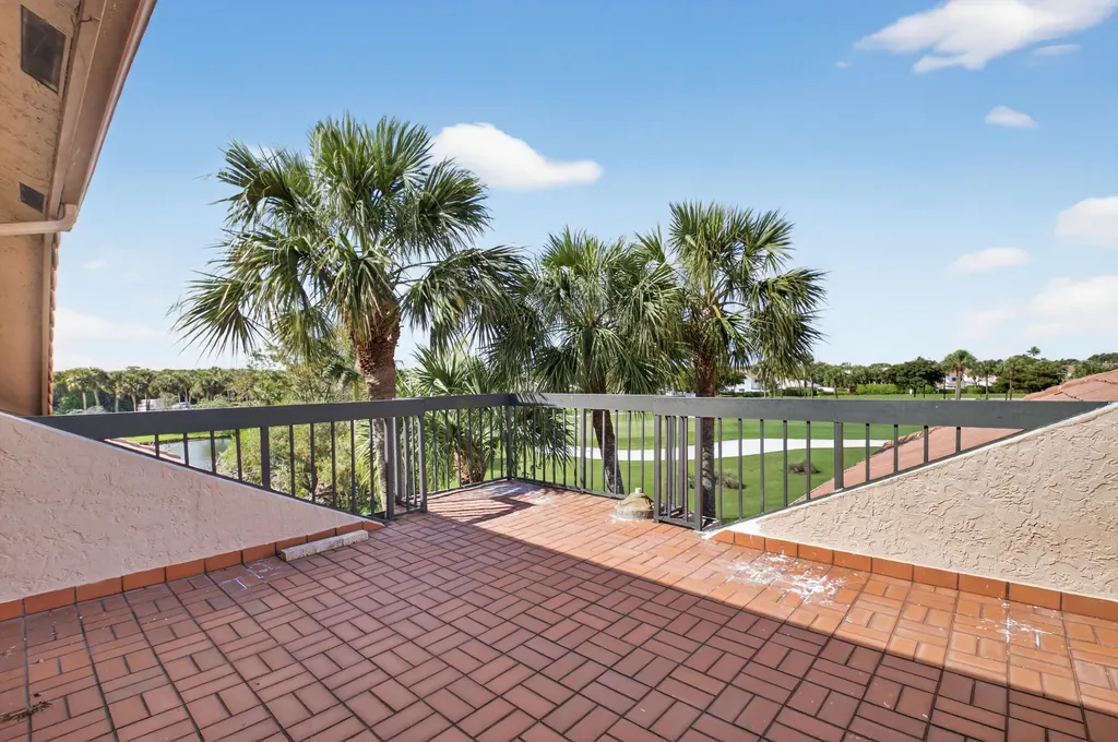 19407 Sabal Lake Drive Boca Raton FL 33434