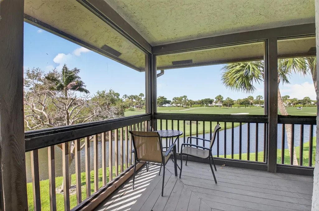 19407 Sabal Lake Drive Boca Raton FL 33434