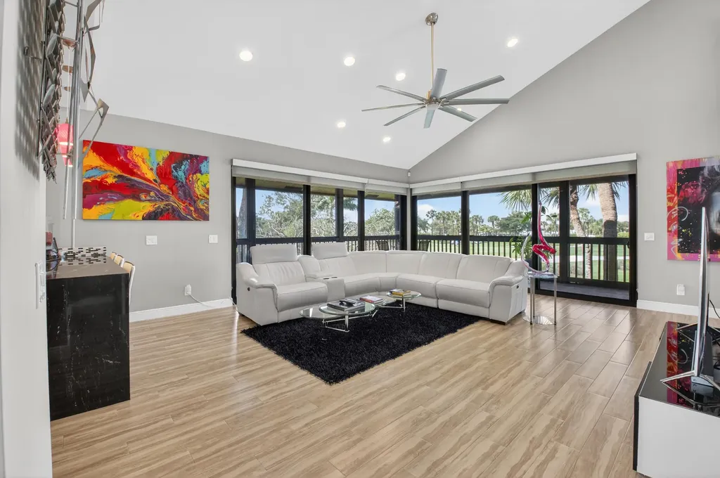 19407 Sabal Lake Drive Boca Raton FL 33434