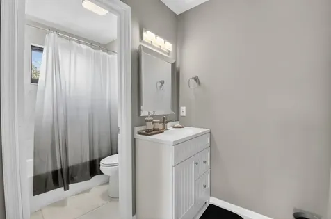 19407 Sabal Lake Drive Boca Raton FL 33434