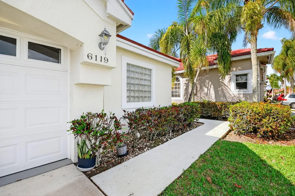 6119 Bear Creek Court Lake Worth FL 33467