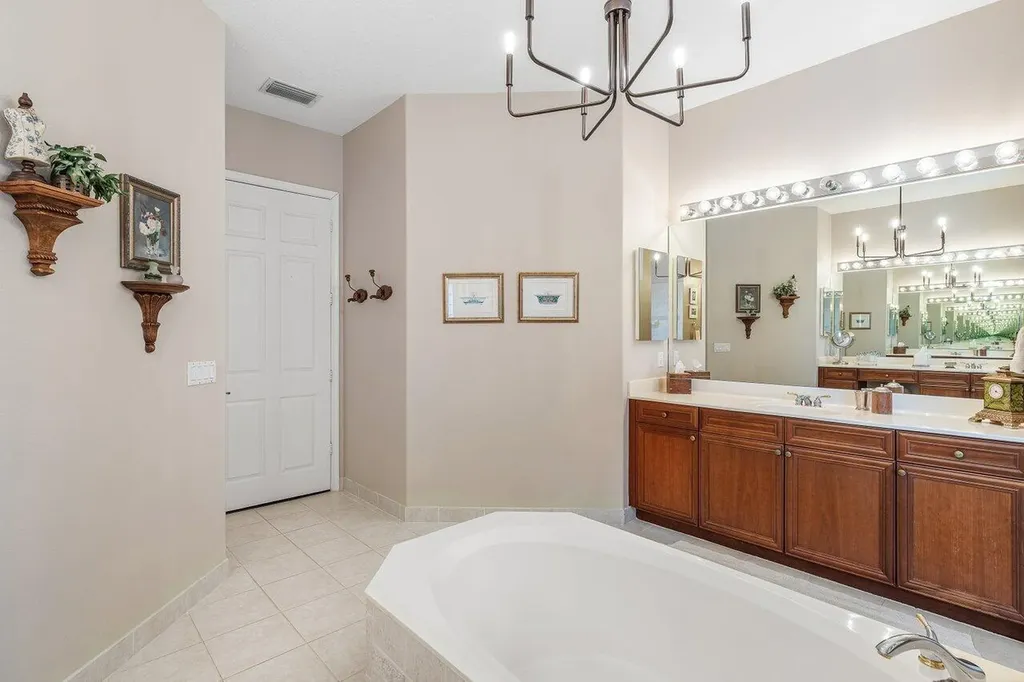 11082 Silver Ridge Street Wellington FL 33449