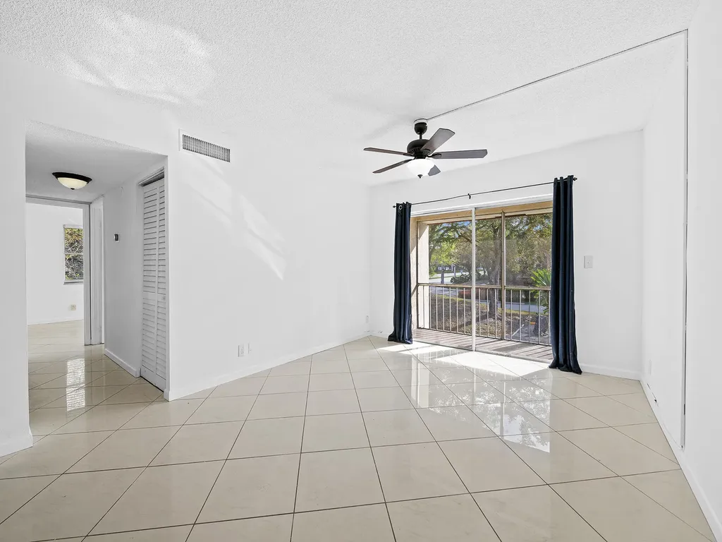 1 Jacaranda Country Club Drive Plantation FL 33324
