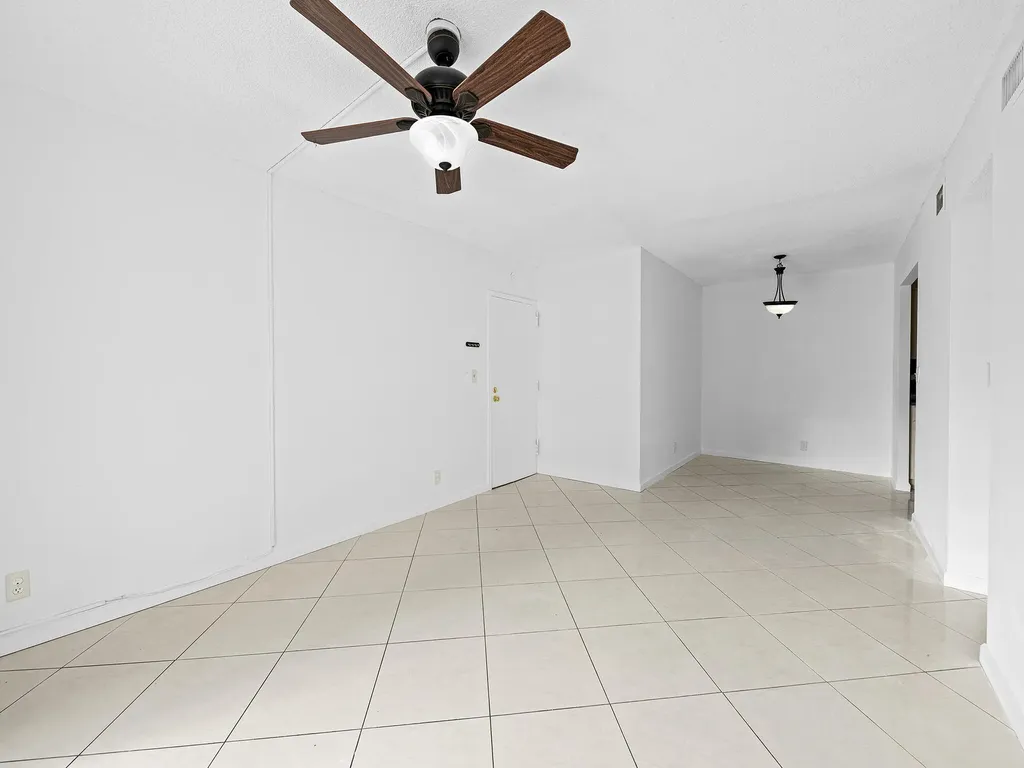 1 Jacaranda Country Club Drive Plantation FL 33324