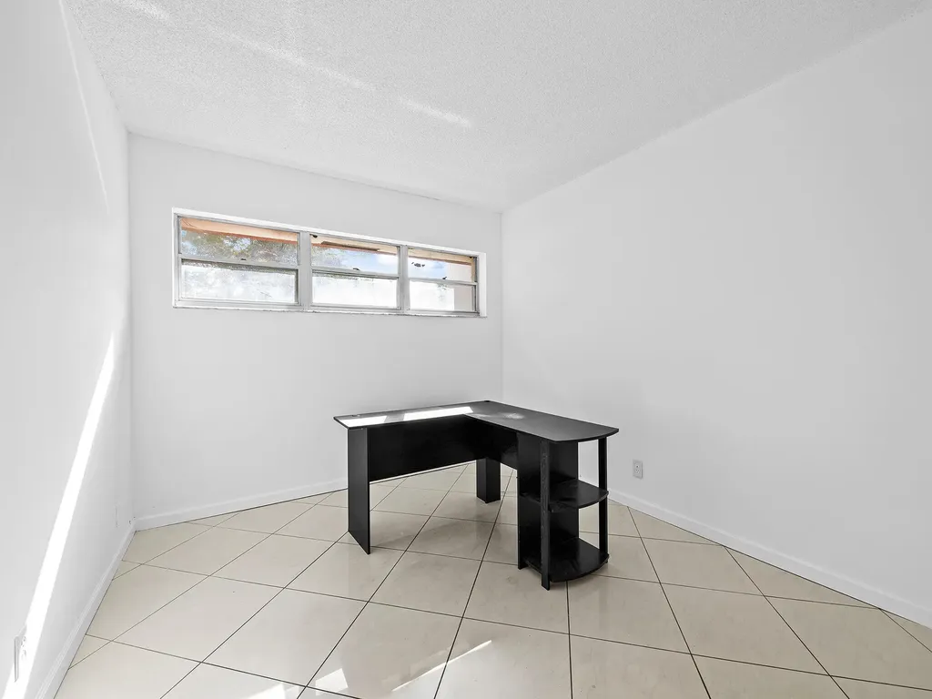 1 Jacaranda Country Club Drive Plantation FL 33324