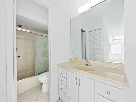 1 Jacaranda Country Club Drive Plantation FL 33324