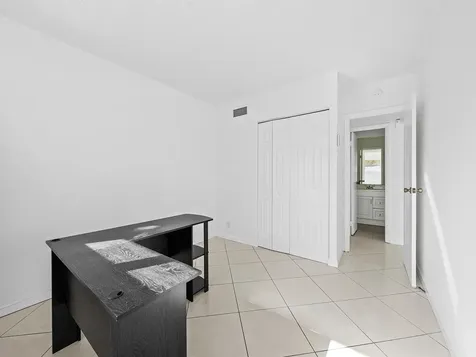 1 Jacaranda Country Club Drive Plantation FL 33324