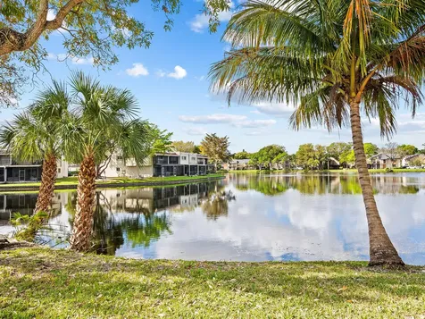1 Jacaranda Country Club Drive Plantation FL 33324