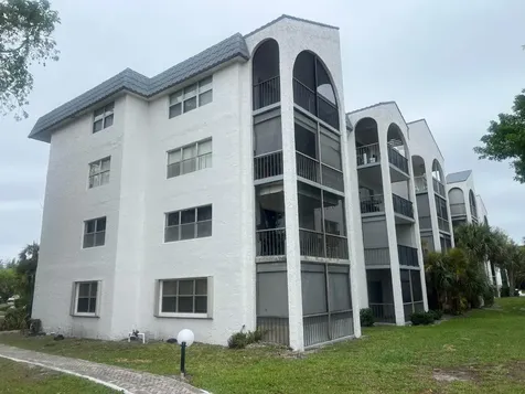 3300 Spanish Moss Terrace Lauderhill FL 33319
