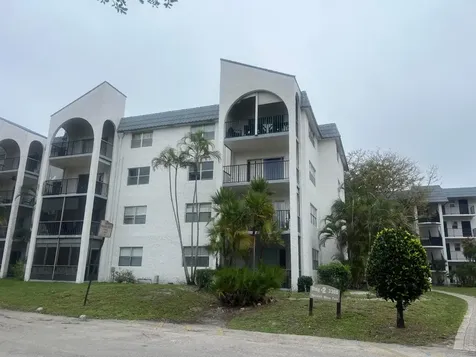 3300 Spanish Moss Terrace Lauderhill FL 33319