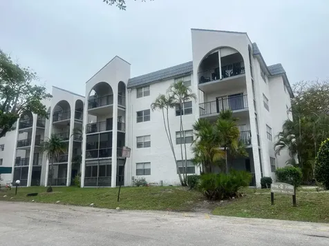 3300 Spanish Moss Terrace Lauderhill FL 33319
