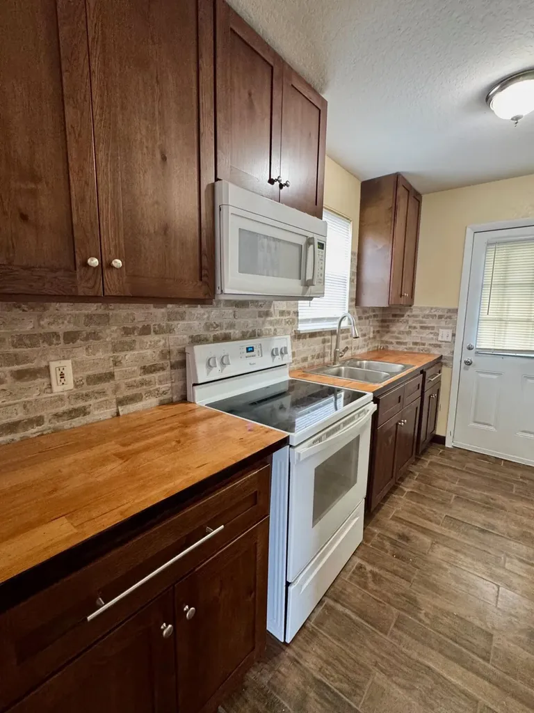 714 S Seminole Avenue Fort Meade FL 33841