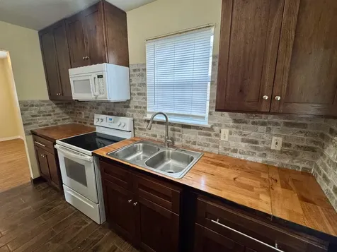 714 S Seminole Avenue Fort Meade FL 33841