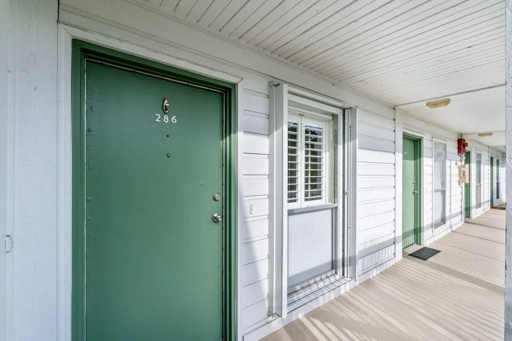286 Cypress Point Drive Palm Beach Gardens FL 33418