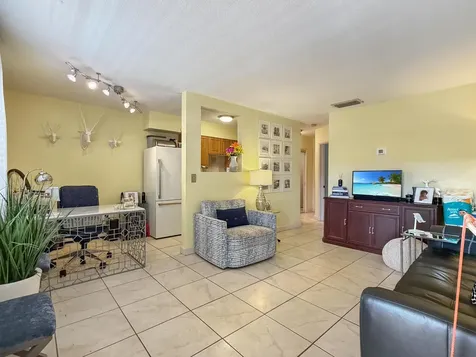 2607 NE 8th Avenue Wilton Manors FL 33334