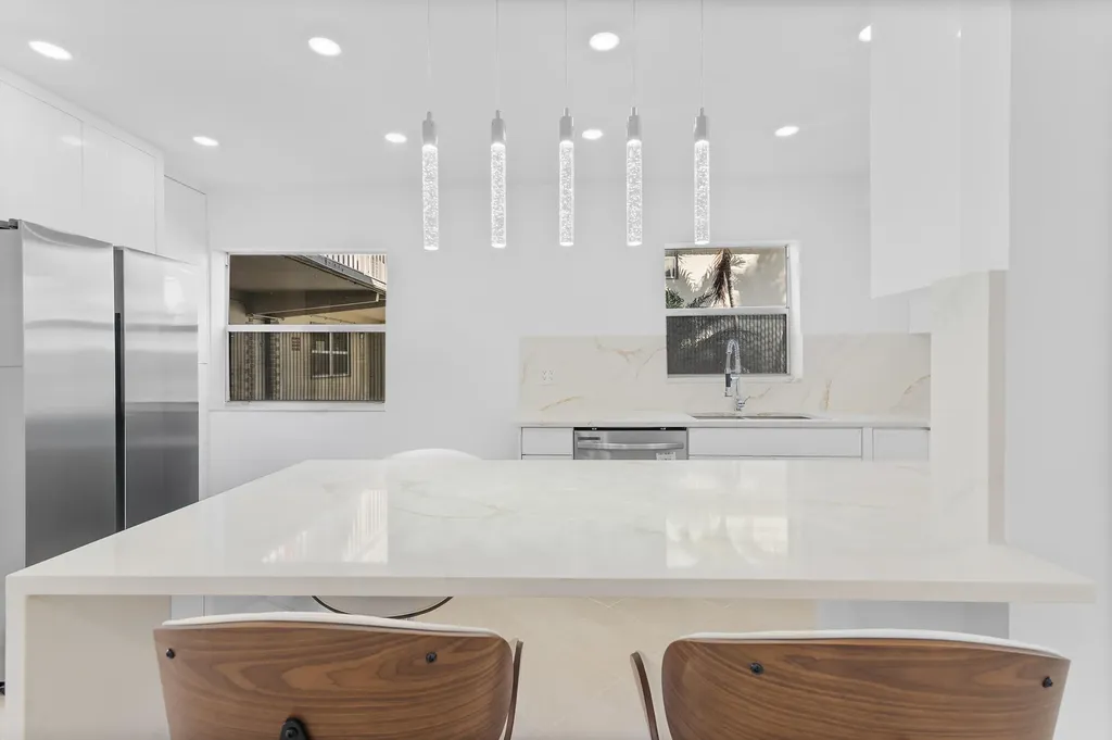 160 Brittany Delray Beach FL 33446